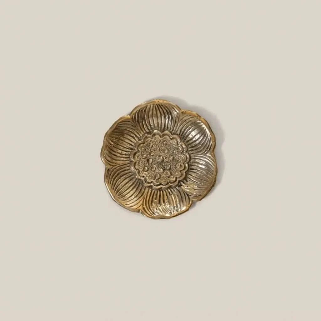 Bloom Flower Plate - Home and Soul