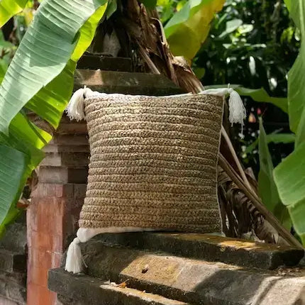 Stylish garden cushions for outdoor furniture in Dubai balcony setup