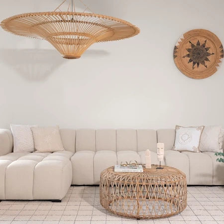 How high to hang pendant lights above a dining table in a modern room