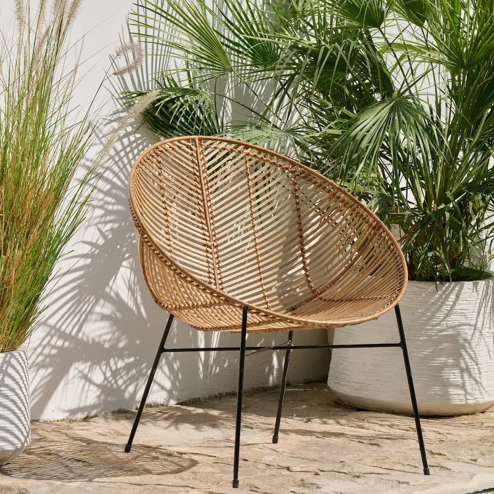 Beach club furniture with sturdy patio chairs in Dubai