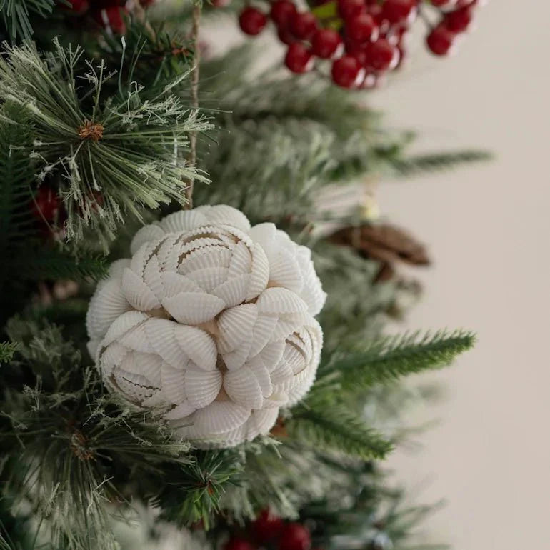 Luxury Christmas gifts for the home in Dubai and UAE