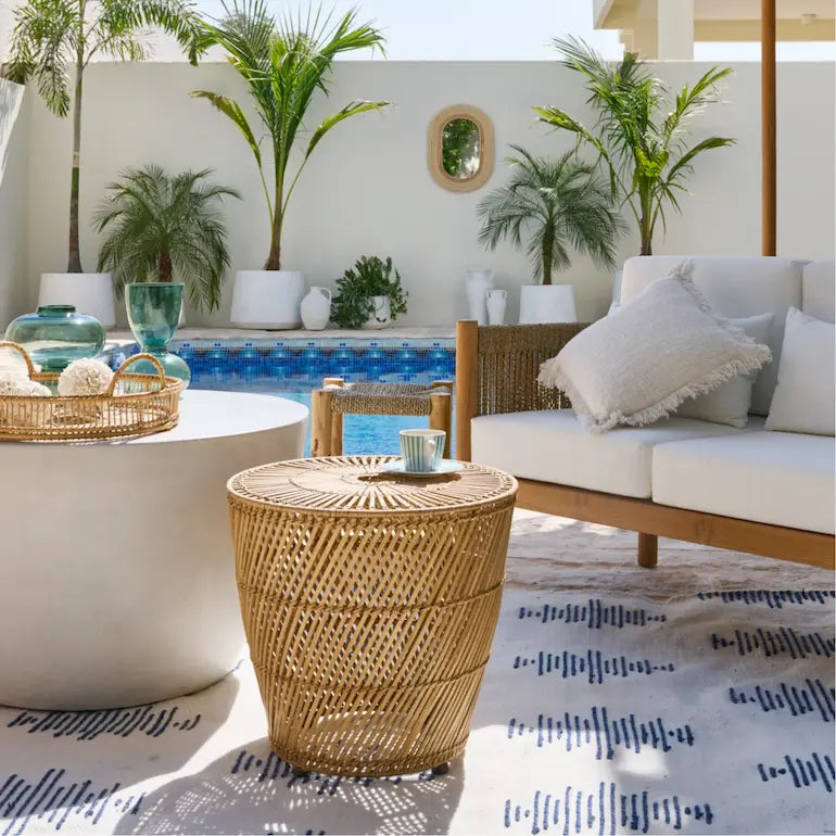Outdoor rugs Dubai for balcony and garden decor