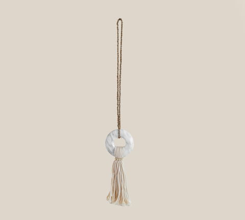 Marble Tassel with Seagrass