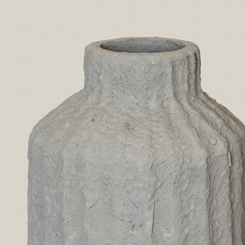 Christina Vase Grey